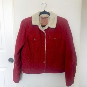Levi’s Original Cropped Red Corduroy Sherpa Trucker Jacket Size Medium